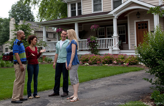 house-couples-driveway-1-cropped